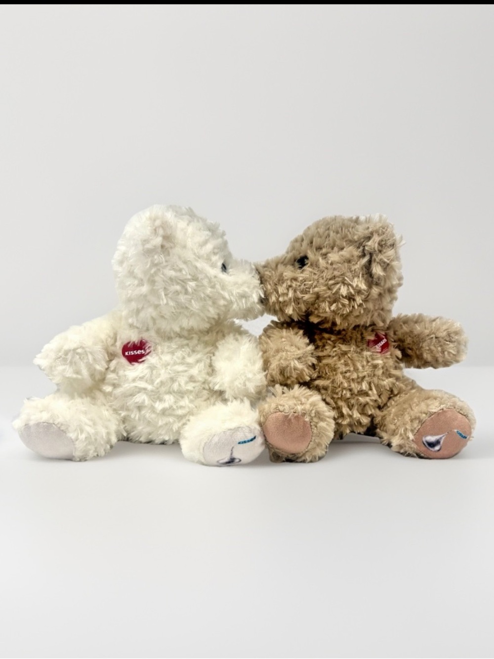Galerie Plush Hershey Kiss Teddy Bears Pair White Brown Romantic Stuffed Animal